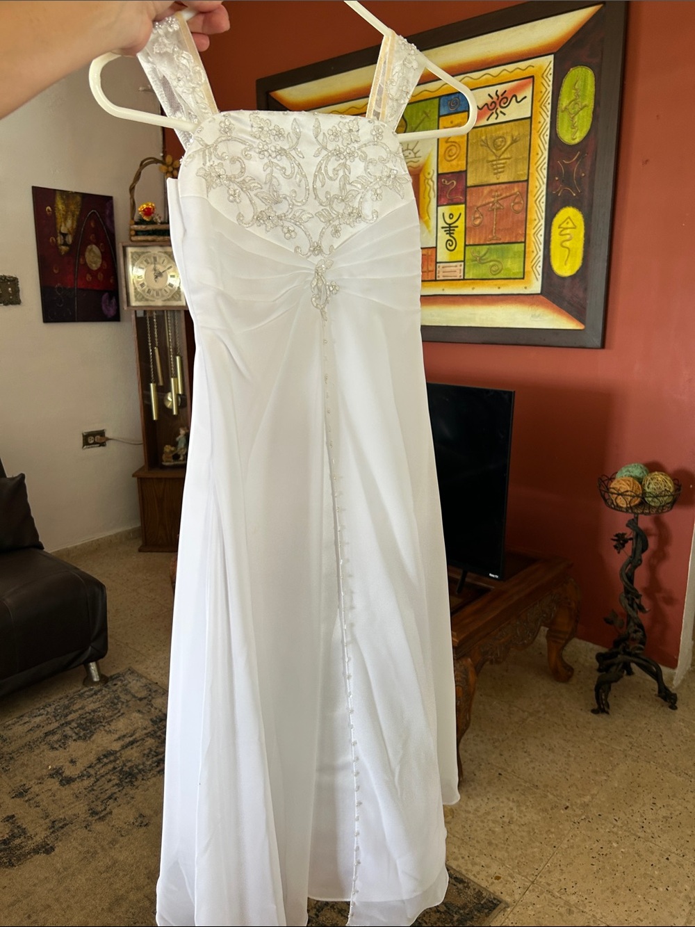 White Embellished Sleeveless formal dress (Brand Unspecified)